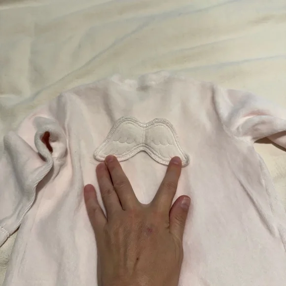 2 Marie-Chantal Angel Wing Sleepsuits sz 12mo - Picture 5 of 9
